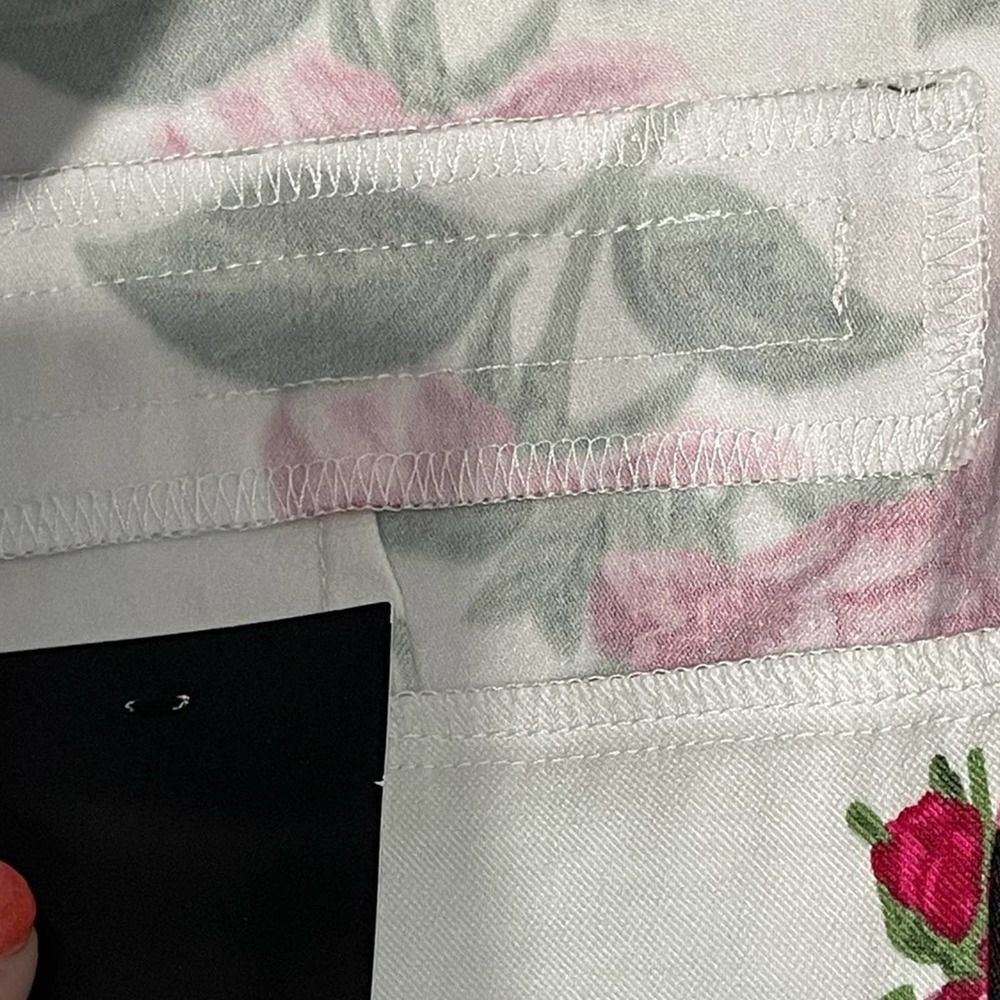 SOHO Apparel LTD Floral Print Shorts High Waisted‎ White Pink Rose Size 8 - Picture 6 of 12